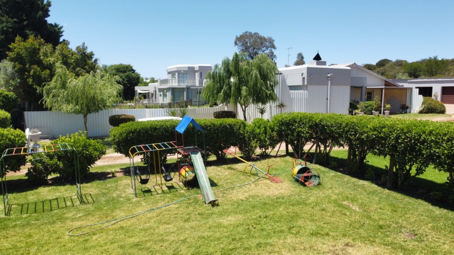 4 Bedroom Property for Sale in Riversdale Rural Western Cape